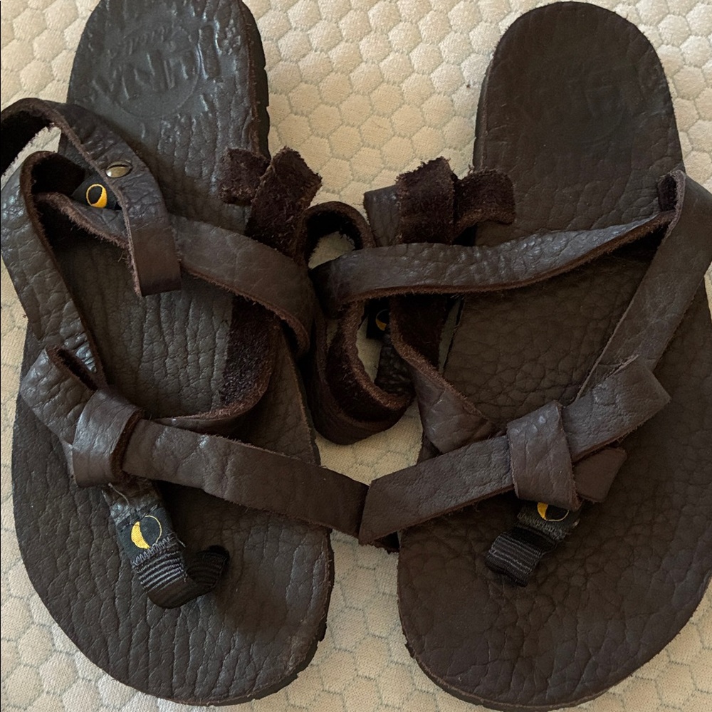 Luna Brown Leather Sandals